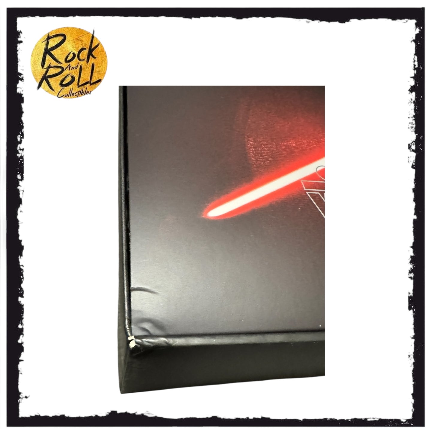 Hot Toys - Star Wars Kylo Ren 1/6 Scale Collectible Figure MMS320 Movie Masterpiece Series
