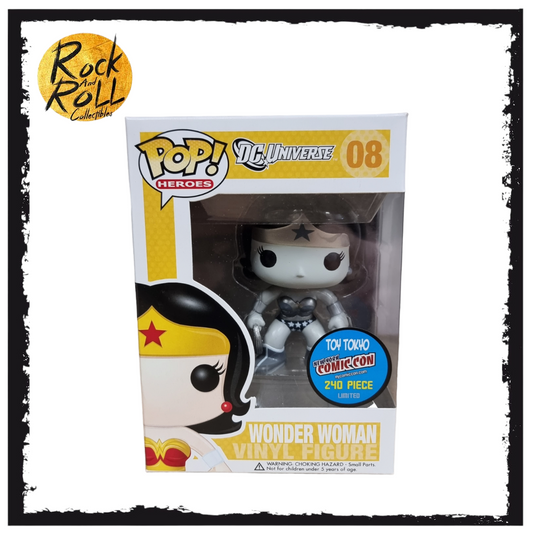 Wonder Woman #08 (Black and White) Funko Pop!  DC Universe - NYCC / Toy Tokyo 2010 Exclusive LE240 Pcs Condition 8.75/10